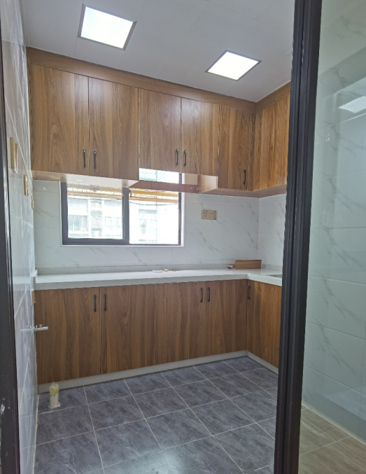 小產權房屋如何出售？需要提供什么材料？