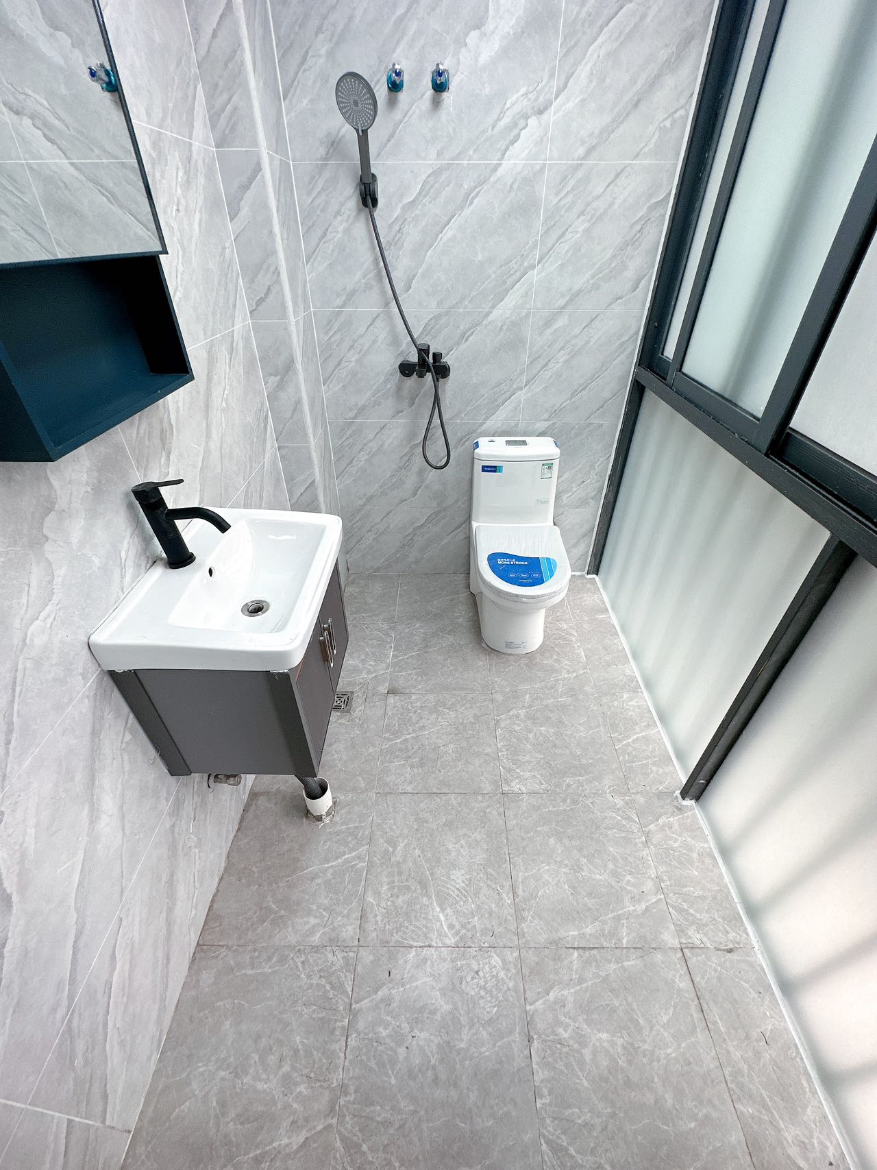 1748334859329509.jpg 699011e88586dda39c055bb0fa7b3012.jpg