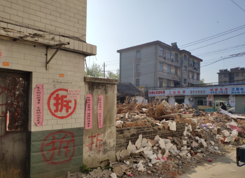 即原東站機(jī)械農(nóng)貿(mào)市場(chǎng)