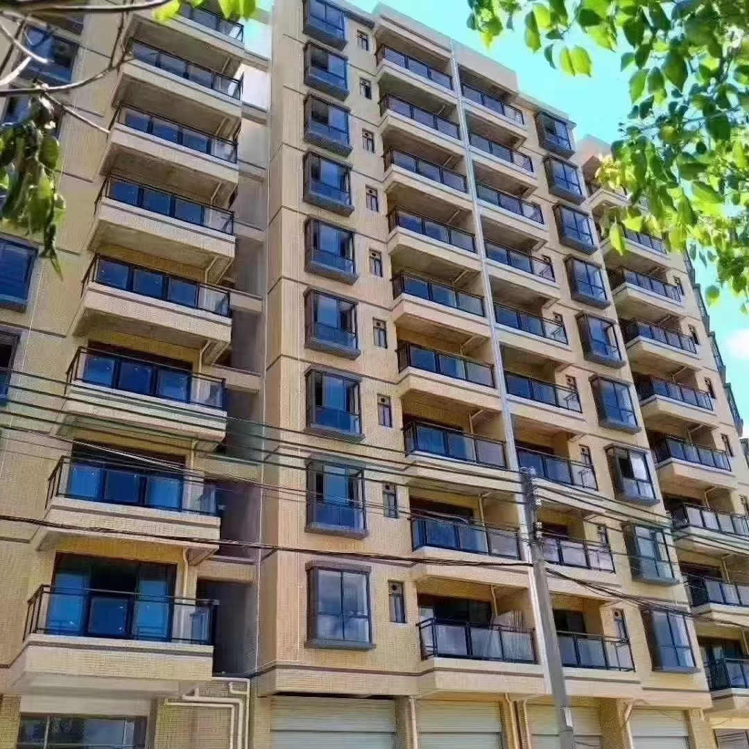 而此時購置寶安小產(chǎn)權(quán)房則是最合適的